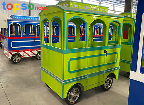 Battery trackless train