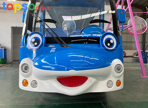 Sightseeing bus