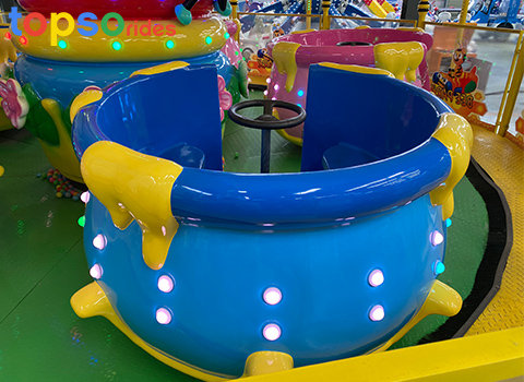 Bee Park Spray Ball Ride