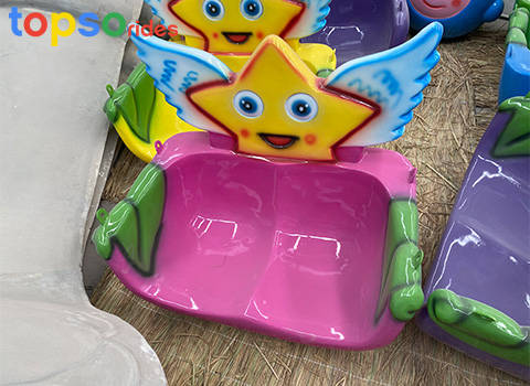 Giraffe Flying Chair Ride